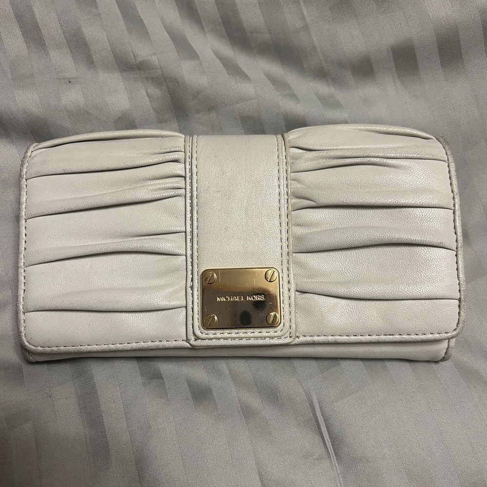 Micheal Kors Wallet